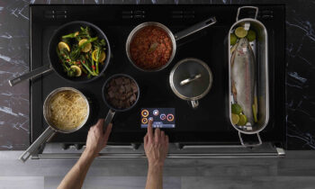 Stoves-–-Deluxe-Zoneless-Induction-Cooking-Interaction_Lifestyl